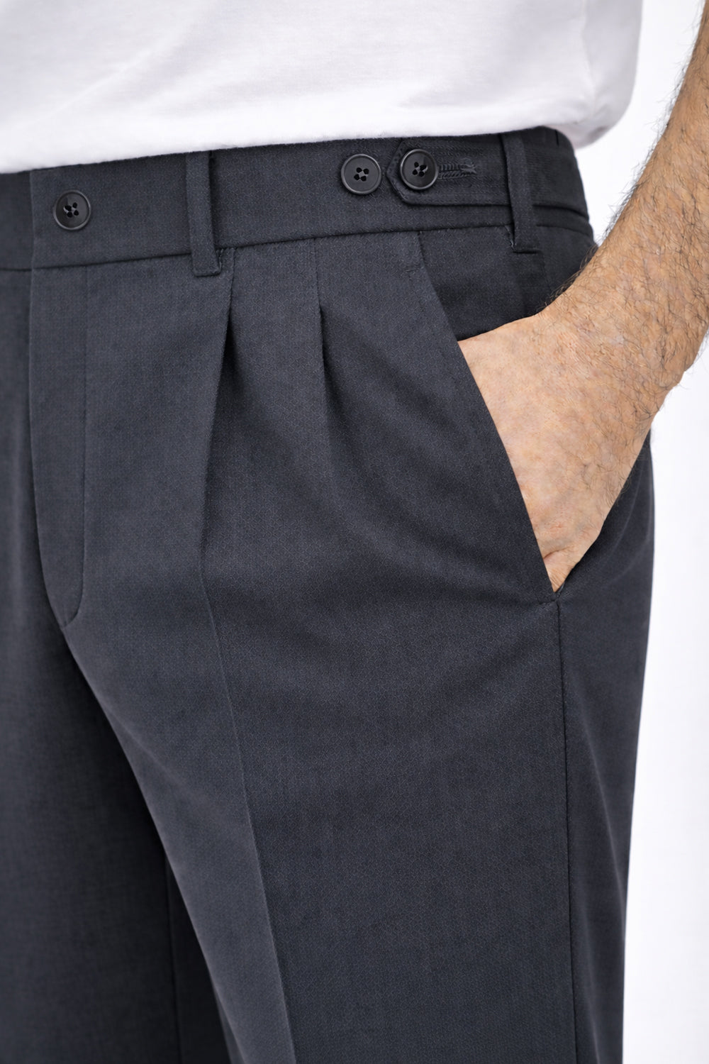 IVAR® Malaysia Adjustable pleated pants